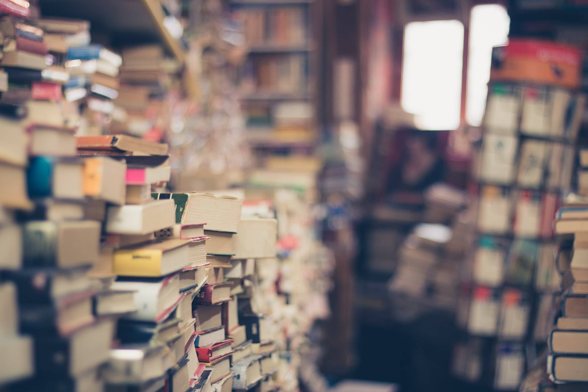 Is there a link between Hoarding and having no immediate family